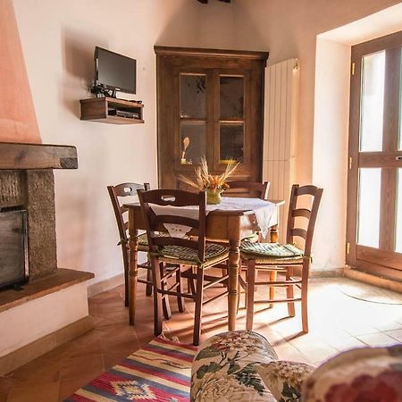 Le Casette Country House 2 Petricci Екстериор снимка